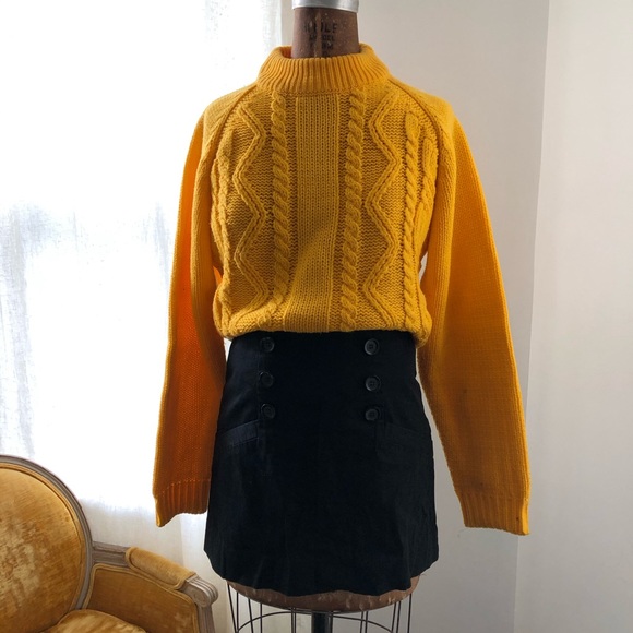 Vintage Sweaters - Vintage Chunky Cable Knit Sweater in Yellow